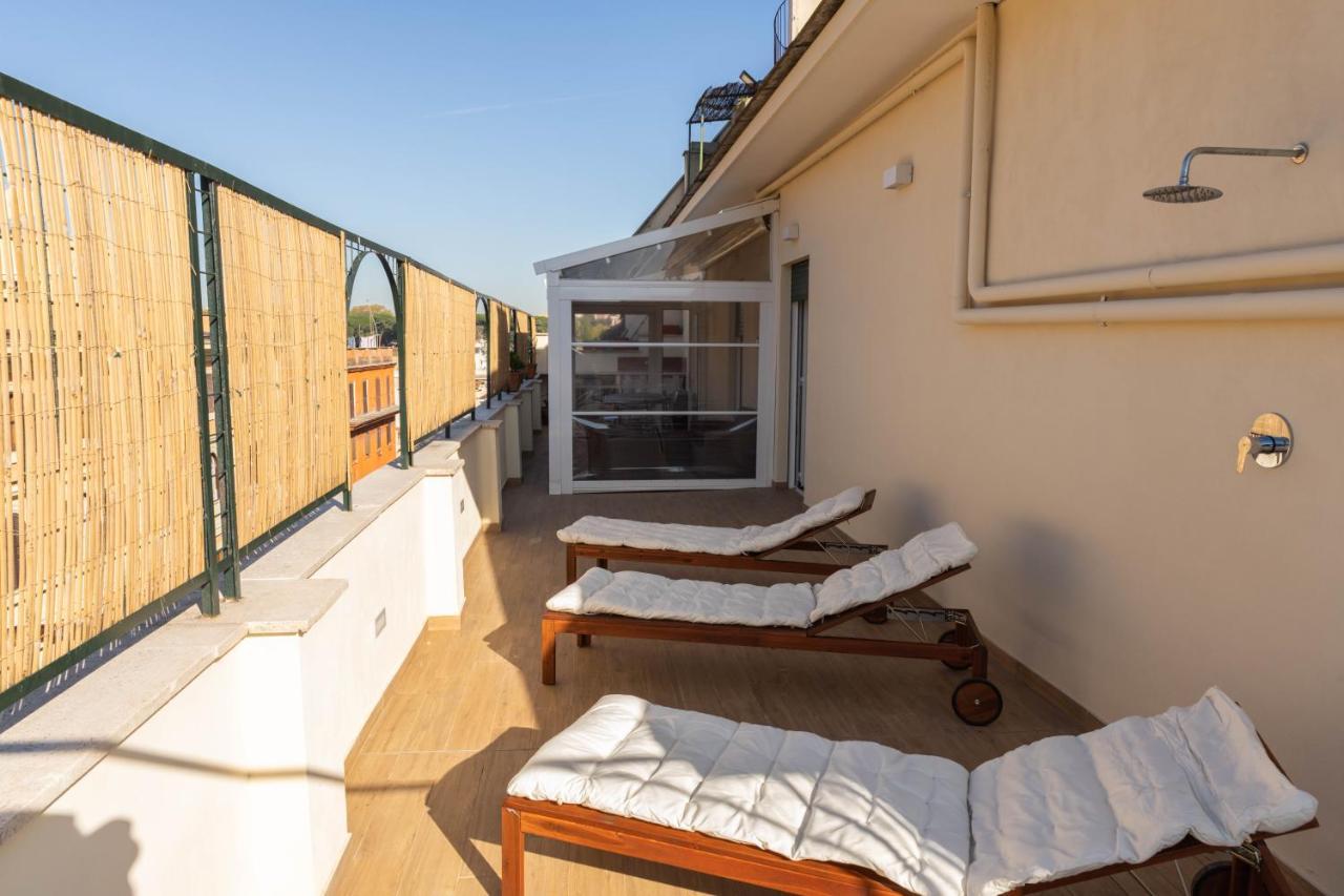 Colosseo Brightful Apartment With Rooftop Roma Exterior foto